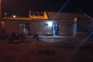 Ba&ntilde;o ducha la estacion