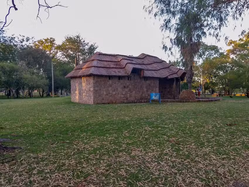 Ba&ntilde;os publicos