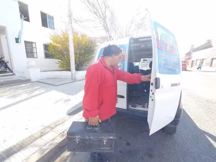 Destapes de Ca&ntilde;er&iacute;as El Tandilense