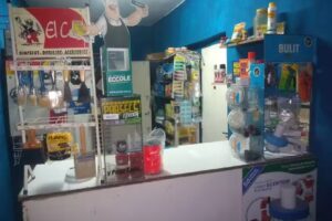 Ferretería• Sanitarios• Catellanos