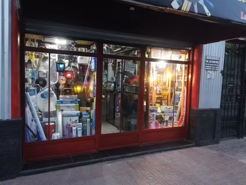 Ferreter&iacute;a y Sanitarios Campi