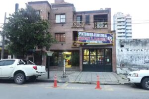 Pinturer&iacute;a -Ferreter&iacute;a Rosa Larrieu