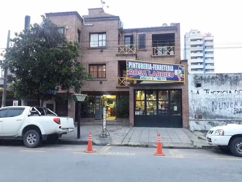 Pinturer&iacute;a -Ferreter&iacute;a Rosa Larrieu