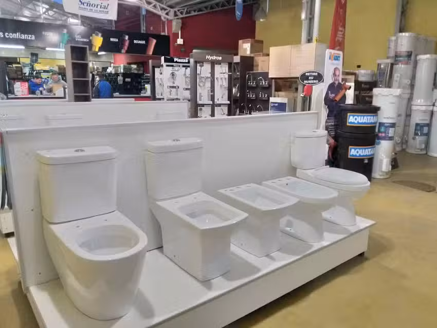 Sanitarios Am&eacute;ndola