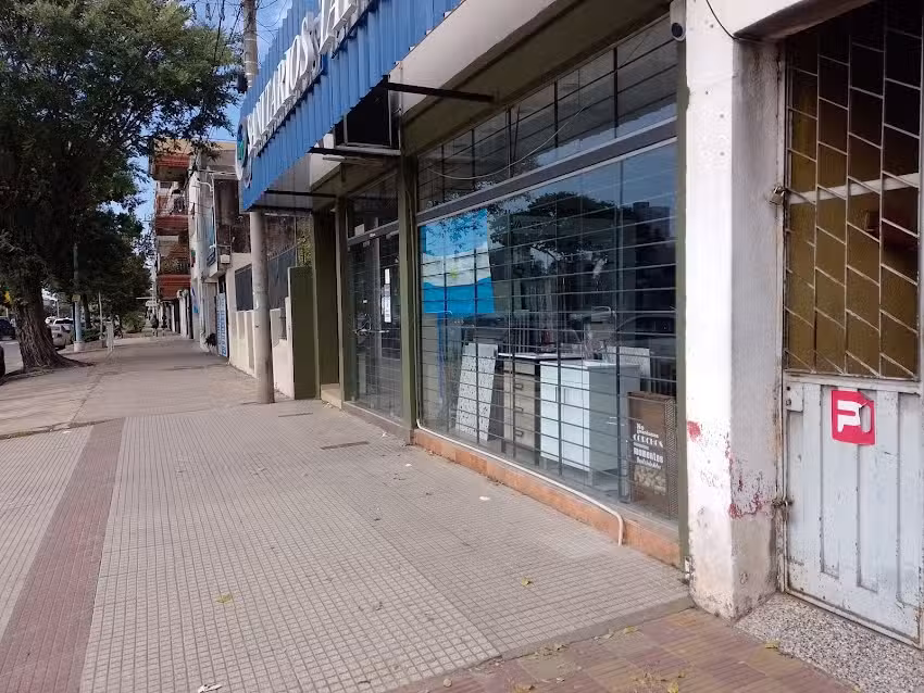 SANITARIOS TARAGUI SUCURSAL 3 DE ABRIL 726