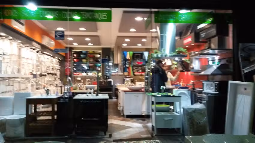 Showroom Ba&ntilde;os y Cocinas